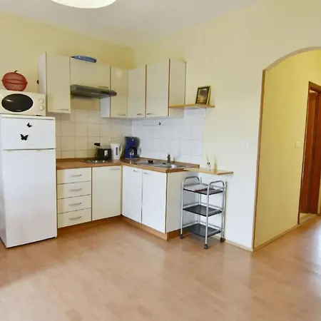 In Mit Privatem Garten Und Panoramablick By Interhome Apartment *
